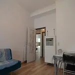 Appartement 5 Personnes Dans Le Quartier Du Port De Nice