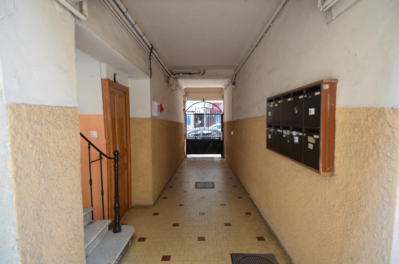 Apartment 5 Personnes Dans Le Quartier Du Port De *